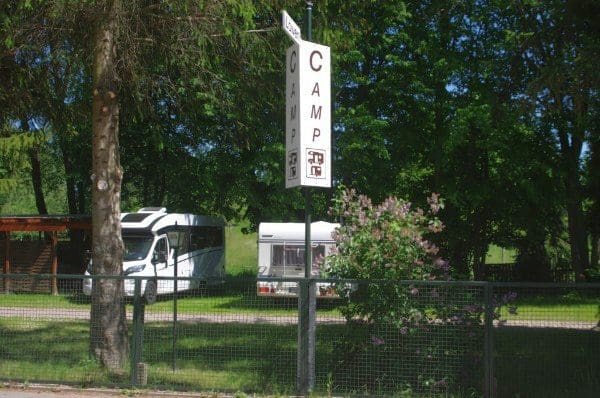 Wohnmobilstellplatz am Landhotel Goldener Löwe Wohnmobilstellplatz am Landhotel Goldener Löwe