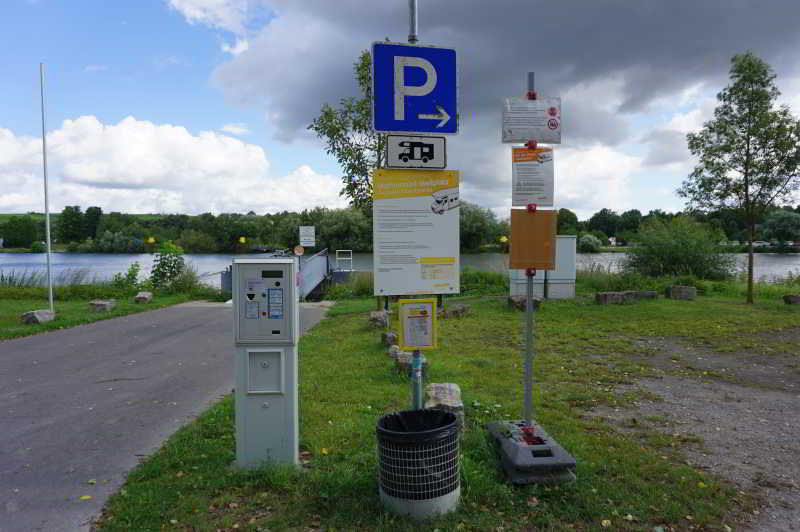 Wohnmobilstellplatz an der Mainbrücke