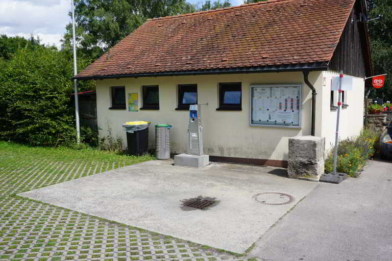 Wohnmobilstellplatz am Freibad Burgbernheim