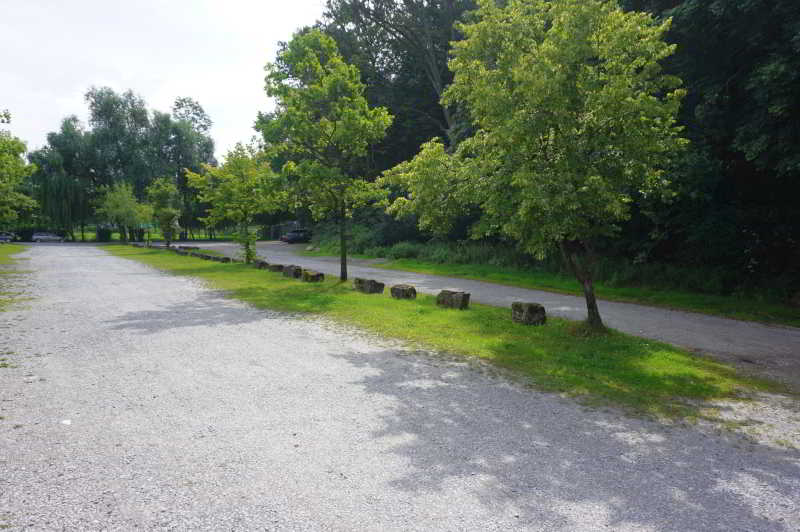 Wohnmobilstellplatz am Waldbad Neustadt