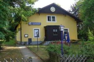 Wohnmobilstellplatz am Naturfreundehaus in Neualbenreuth