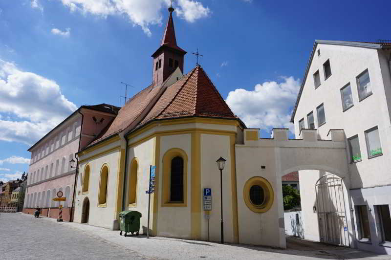 Katholische Pfarrkirche St. Josef