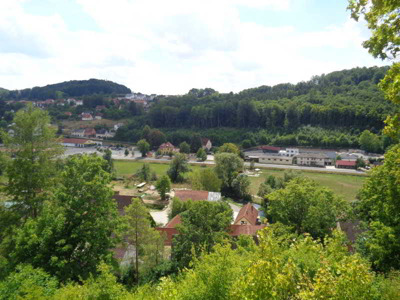 Wohnmobilstellplatz am alten Bahnhof Kastl