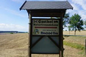 Wohnmobilstellplatz am Naturfreundehaus in Neualbenreuth