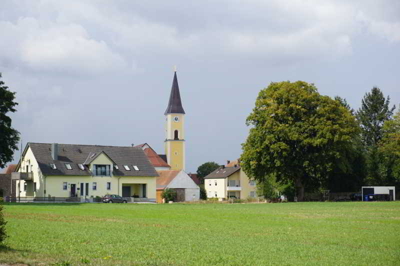Wohnmobilstellplatz an der Wieskirche Wohnmobilstellplatz an der Wieskirche