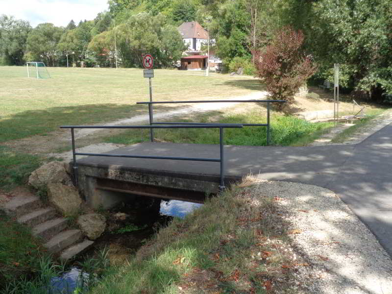Wohnmobilstellplatz am alten Bahnhof Kastl