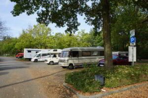 Wohnmobilstellplatz an den Sportstätten Wohnmobilstellplatz an den Sportstätten