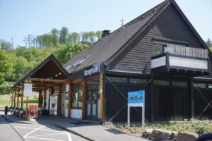 Wohnmobilstellplatz am EuroParcs Biggesee Wohnmobilstellplatz am EuroParcs Biggesee