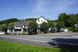 Wohnmobilstellplatz am Hotel Schweinsberg