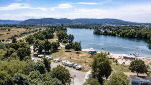 Wohnmobilstellplatz am Strandbad Gifizsee