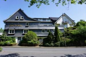 Wohnmobilstellplatz am Hotel Zur Brücke in Drolshagen Wohnmobilstellplatz am Hotel Zur Brücke