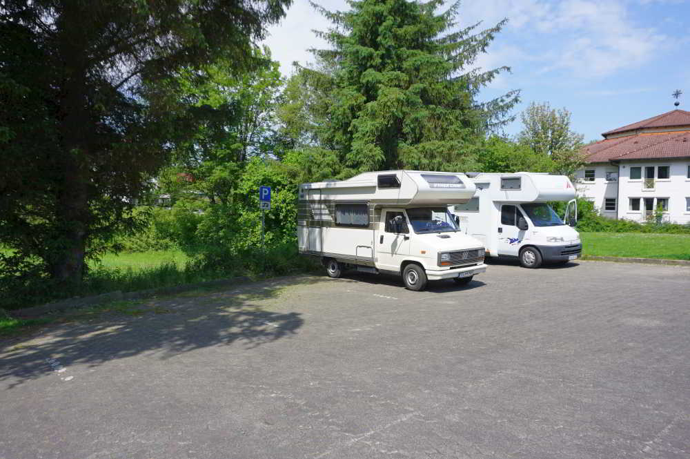 Wohnmobilstellplatz am Hallenbad in Balve