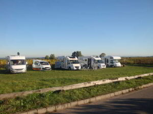 Wohnmobilstellplatz am Weinberg in Rhodt unter Rietburg