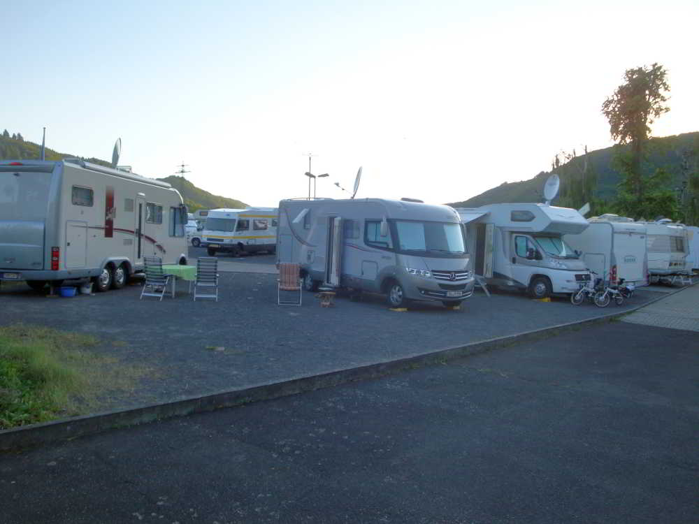 Wohnmobilstellplatz im Weinberg in Ernst