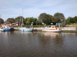 Wohnmobilstellplatz am Hafen in Friedrichskoog