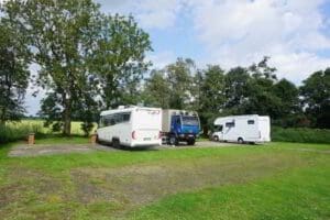 Wohnmobilstellplatz alter Bangsteder Hof Wohnmobilstellplatz alter Bangsteder Hof