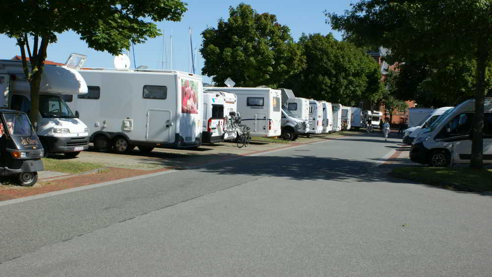 Wohnmobilstellplatz Alter Binnenhafen in Emden