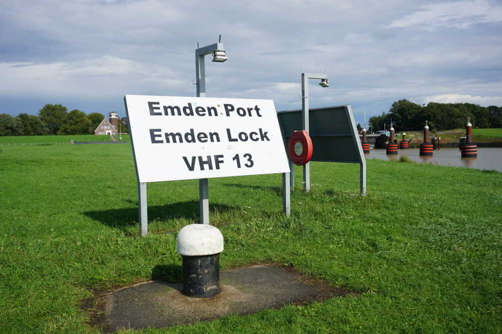 Wohnmobilstellplatz Middelmaantje Emden