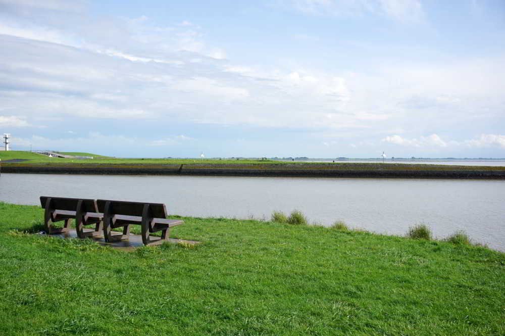 Wohnmobilstellplatz Middelmaantje Emden