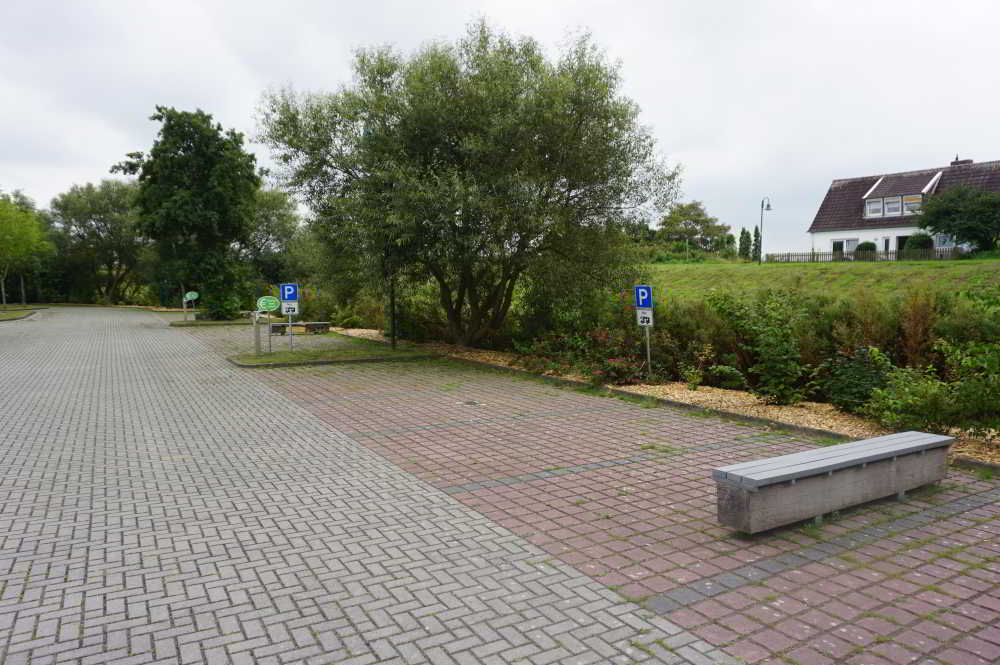 Wohnmobilstellplatz am alten Hafen in Dornum