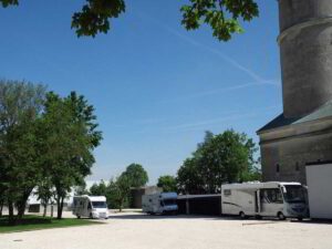 Wohnmobilstellplatz am E-Park Lauingen Wohnmobilstellplatz am E-Park Lauingen