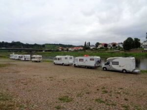 Wohnmobilstellplatz an der Elbe in Meißen