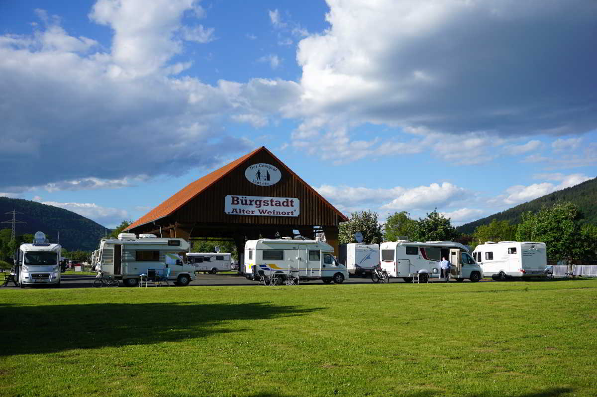 Wohnmobilstellplatz am Winzerfestplatz in Bürgstadt
