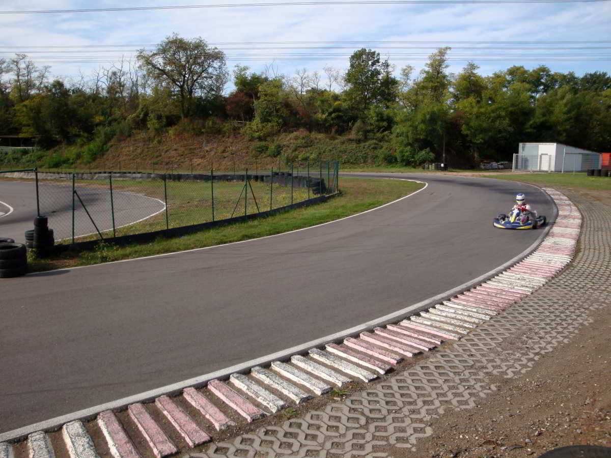 Wohnmobilstellplatz Kartbahn Liedolsheim