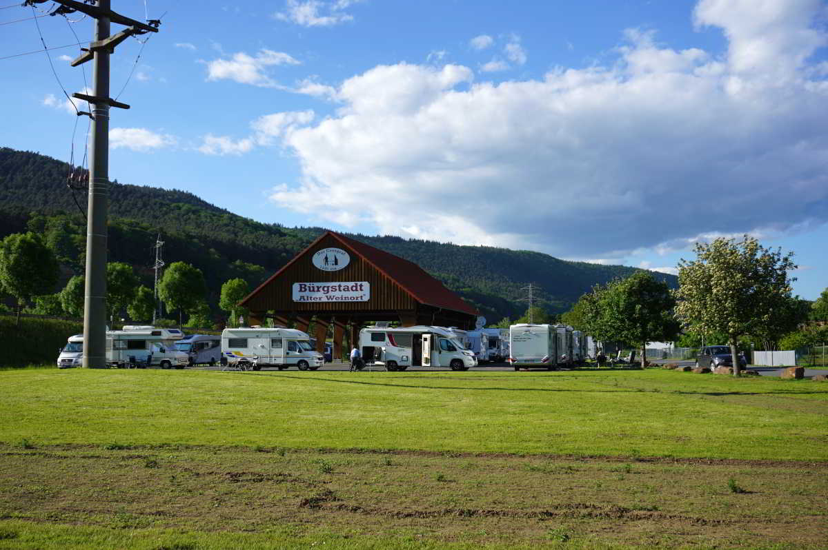 Wohnmobilstellplatz am Winzerfestplatz in Bürgstadt