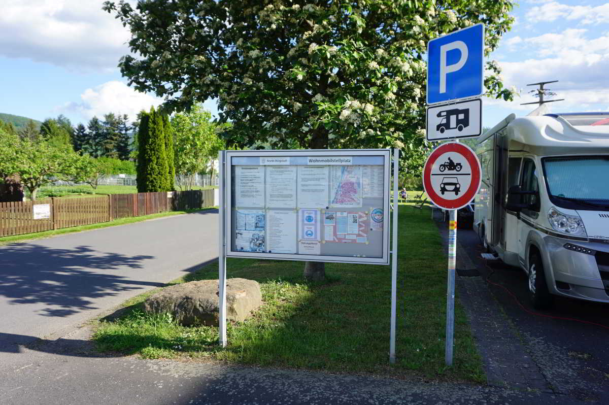 Wohnmobilstellplatz am Winzerfestplatz in Bürgstadt