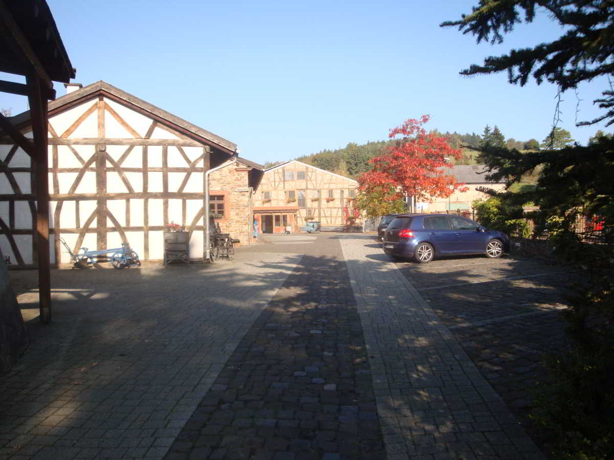Wohnmobilstellplatz an der Wassermühle in Birgel Wohnmobilstellplatz an der Wassermühle