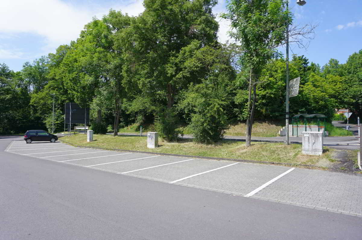 Wohnmobilstellplatz am Rewe-Markt Wohnmobilstellplatz am Rewe-Markt