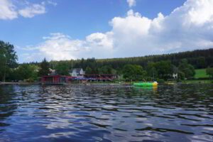 Stellplatz am Naturfreibad Klosterweiher Stellplatz am Naturfreibad Klosterweiher