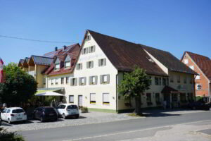 Wohnmobilstellplatz Landhotel Grüner Baum Wohnmobilstellplatz am Landhotel Grüner Baum