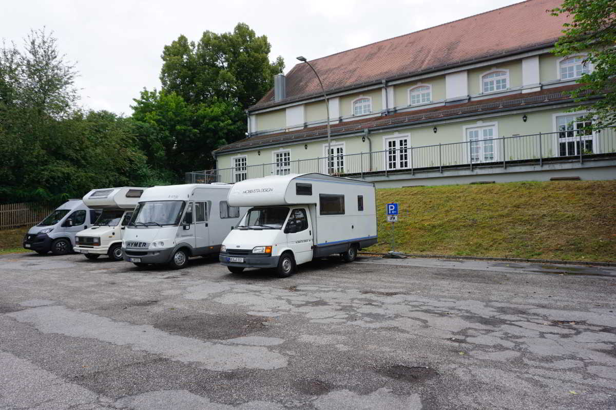 Wohnmobilstellplatz an der Stadthalle in Viechtach