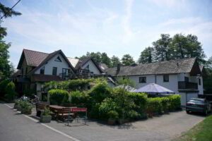 Wohnmobilstellplatz am Gasthof Em Wingert