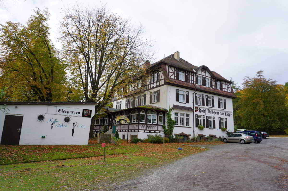 Wohnmobilstellplatz am Waldhotel Zur Köppe