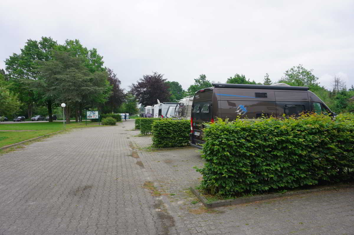 Wohnmobilstellplatz am Hallenbad Twist