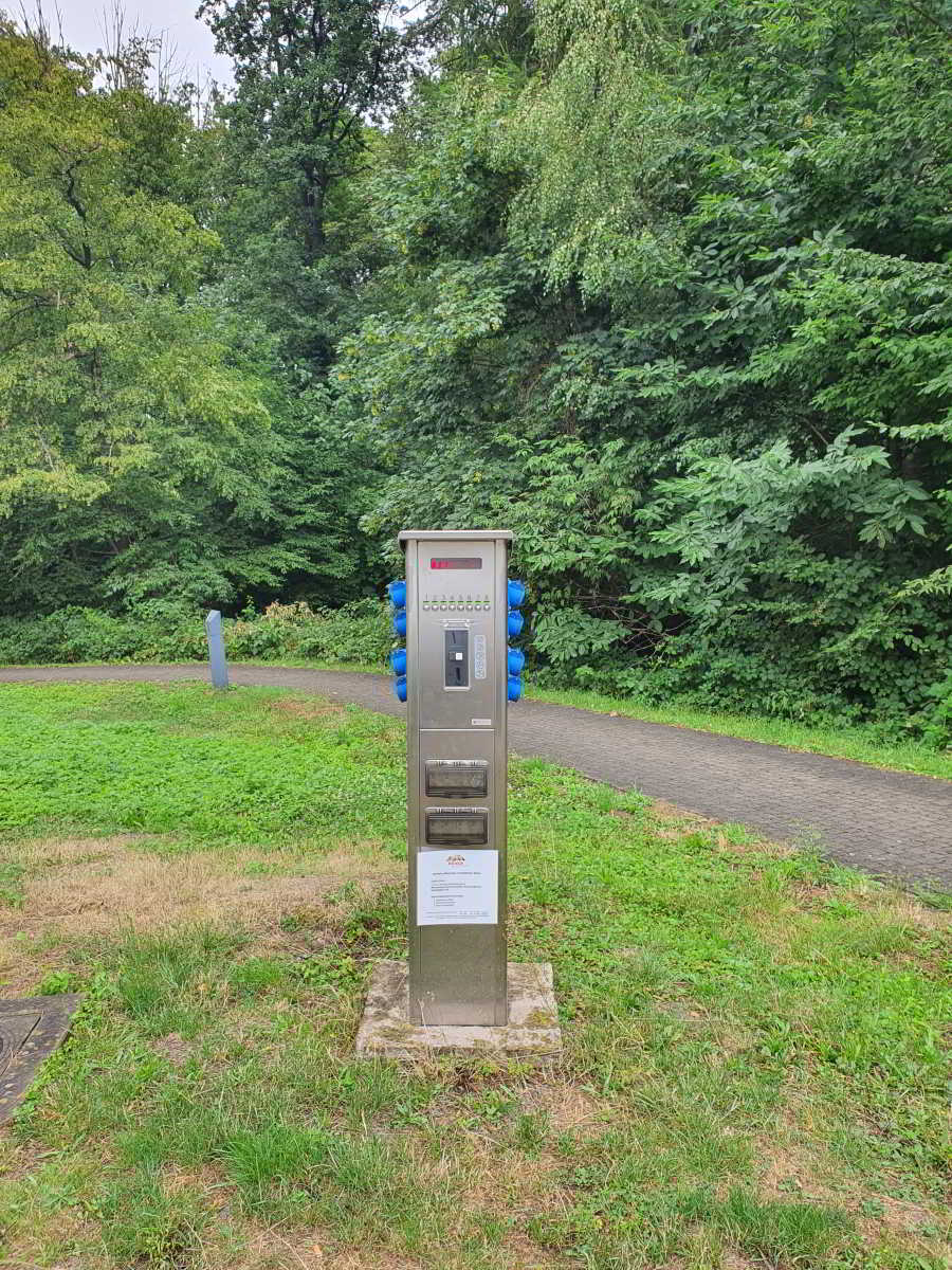 Wohnmobilstellplatz am Wassergarten Reden