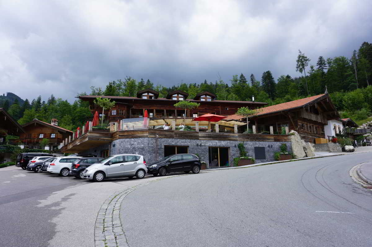 Wohnmobilstellplatz Berghotel Feuriger Tatzlwurm