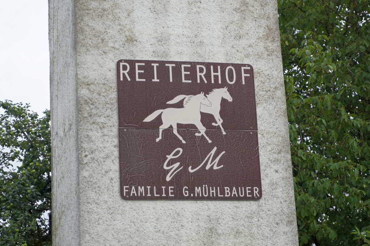 Wohnmobilstellplatz Reiterhof Mühlbauer