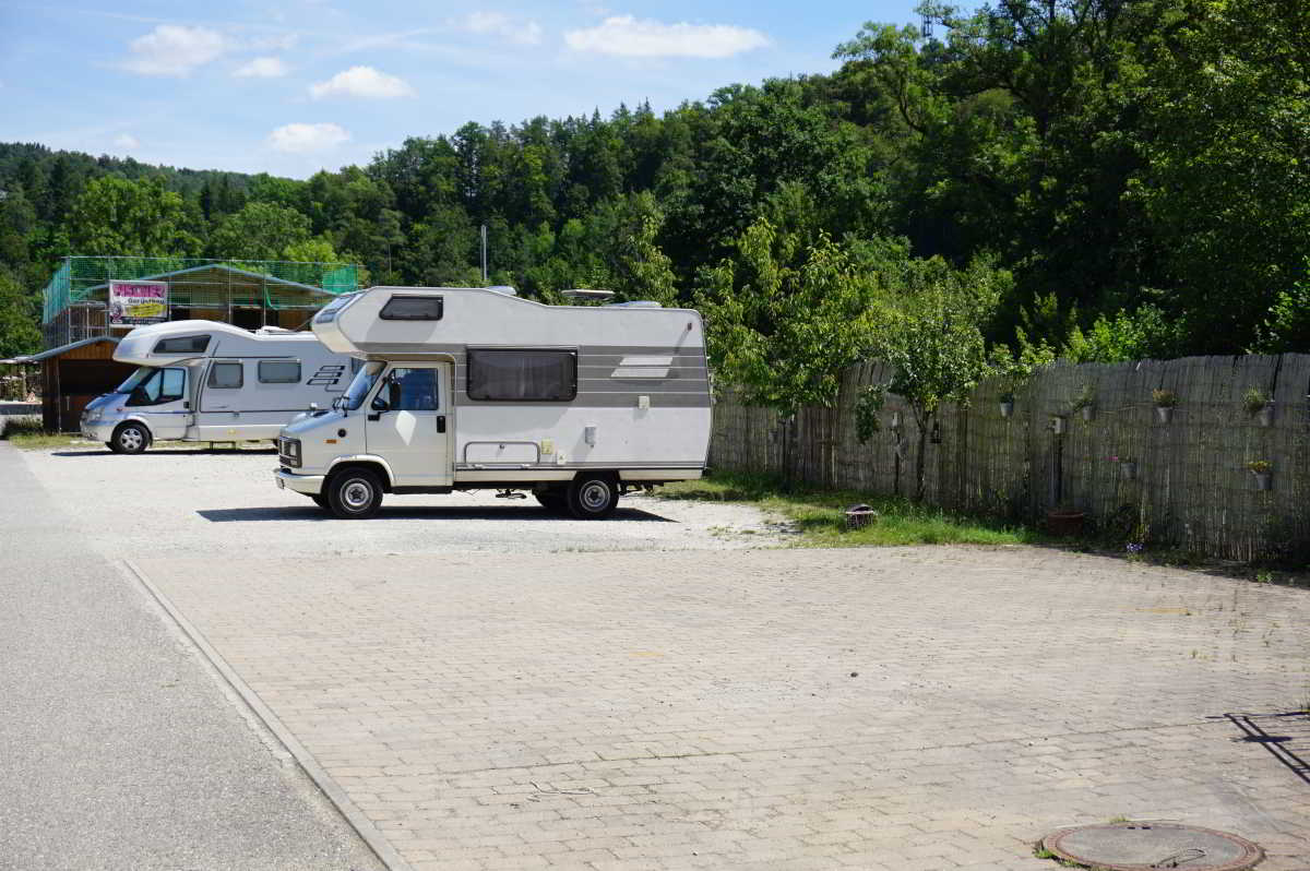 Wohnmobilstellplatz an der Piratenherberge 