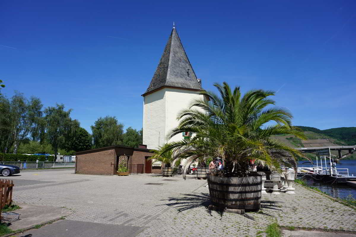 Wohnmobilpark Zum Fährturm in Schweich