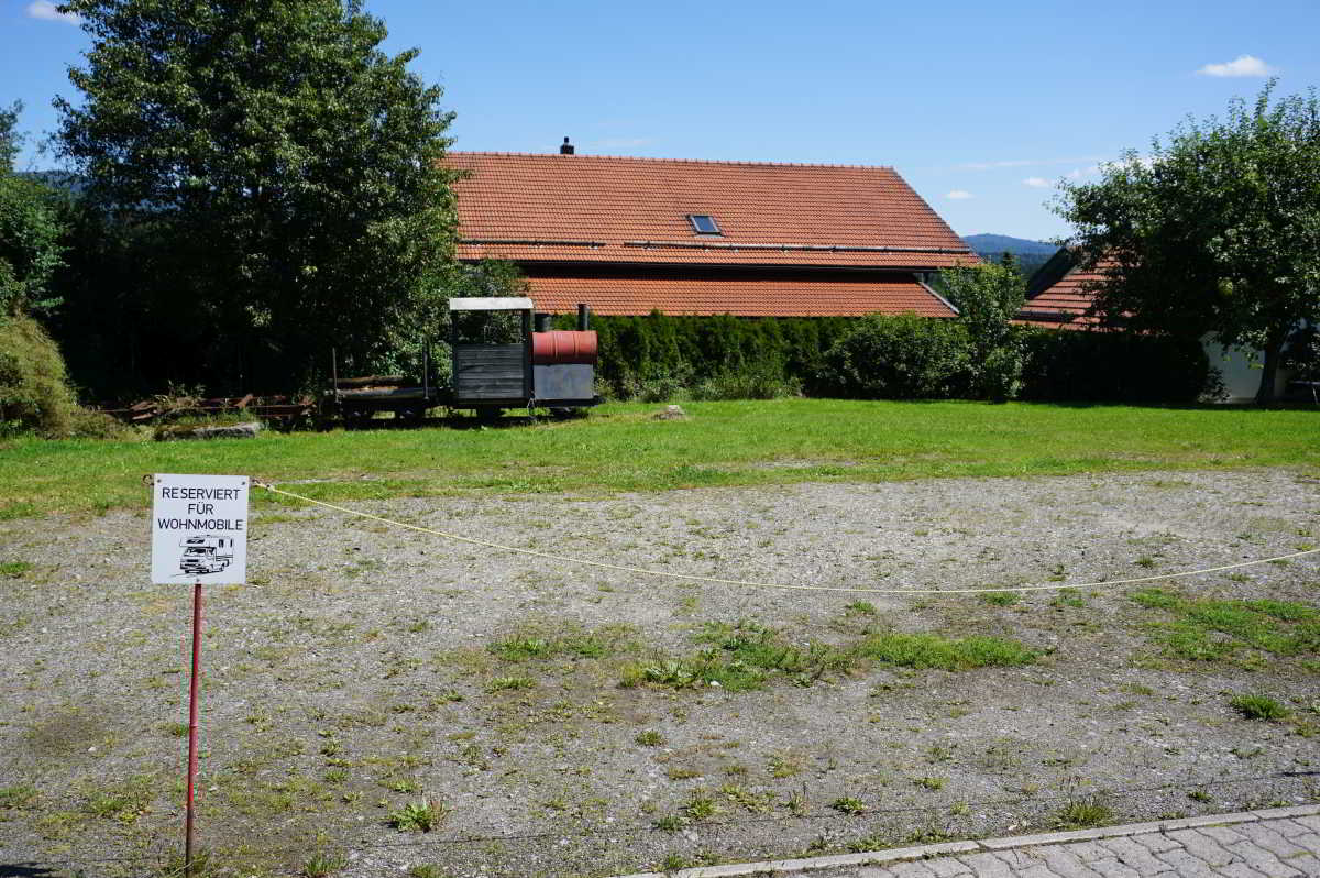 Wohnmobilstellplatz am Hotel zum Friedl