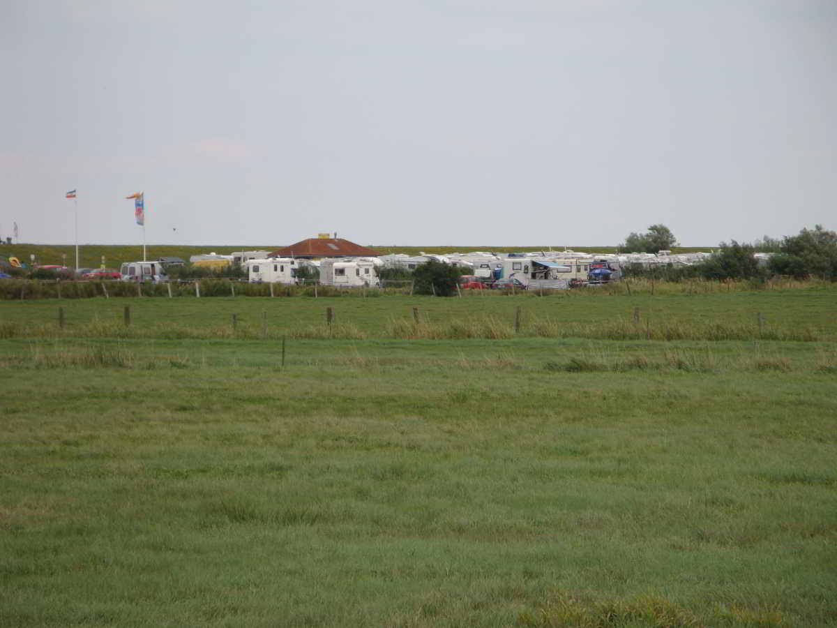 Wohnmobilstellplatz Mittelstrand in Schönberg