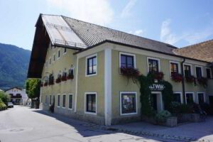 Wohnmobilstellplatz am Gasthaus Altwirt