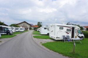 Wohnmobilstellplatz am Bauernhof Schmid Wohnmobilstellplatz am Bauernhof Schmid