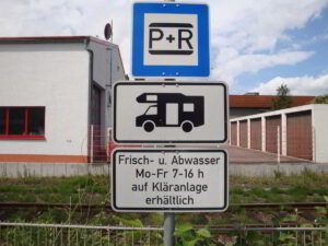 Wohnmobilstellplatz am City-Parkplatz in Ramstein Wohnmobilstellplatz am City-Parkplatz in Ramstein