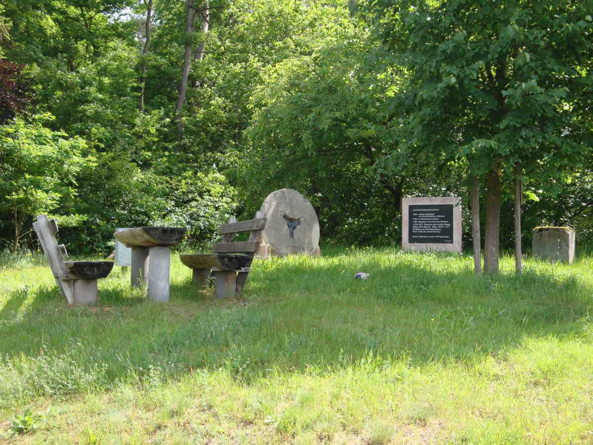 Wohnmobilstellplatz am Freizeitbad Azur