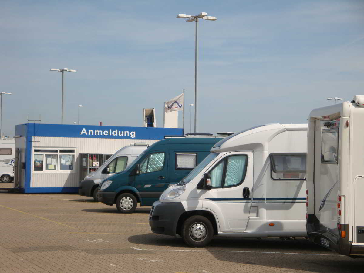 Wohnmobilstellplatz am Fährhafen in Cuxhaven